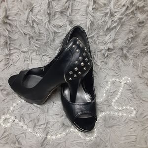 Women's high heeled shoes